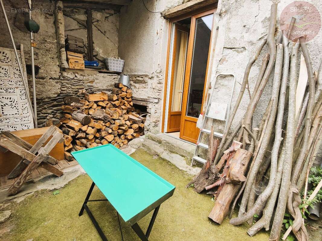 Maison de village à rénover - photo 9