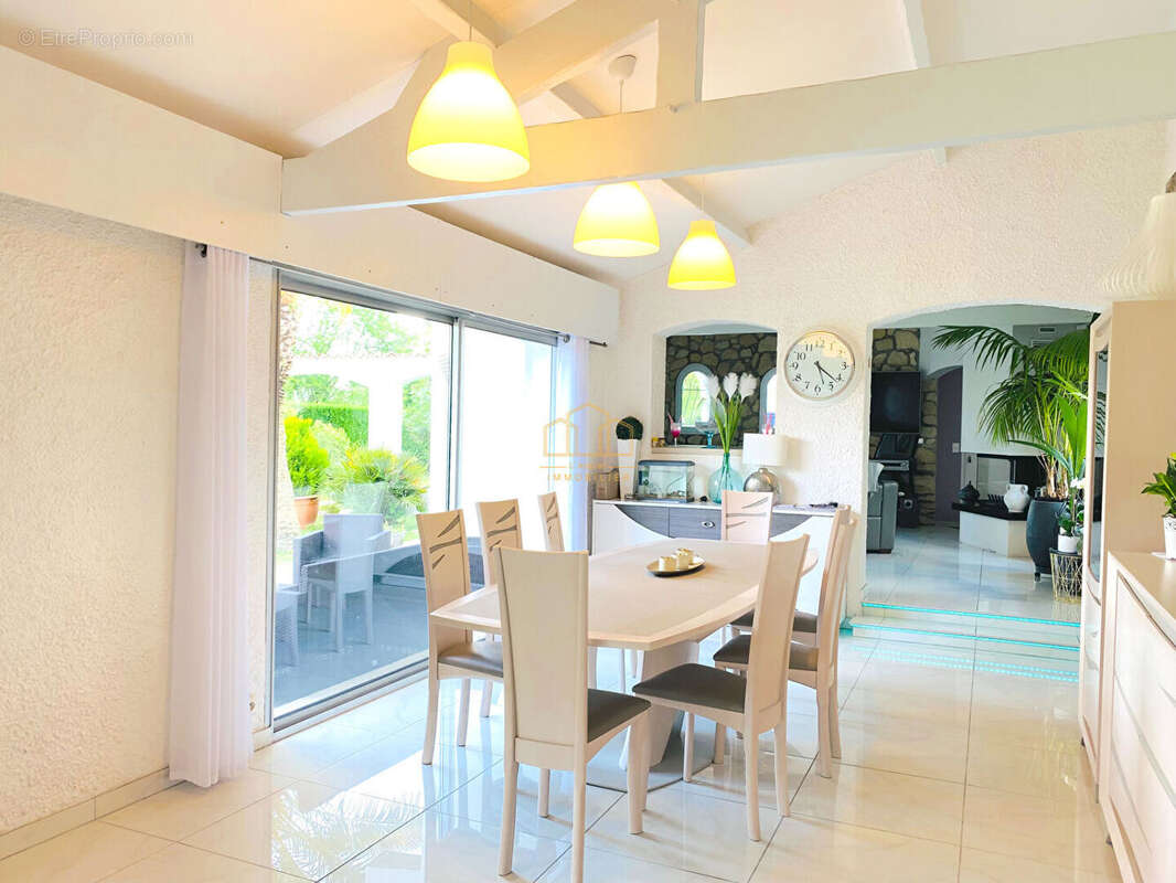 Maison à vendre 208m2 sur grand terrain au calme à Gujan-Mestras - photo 7