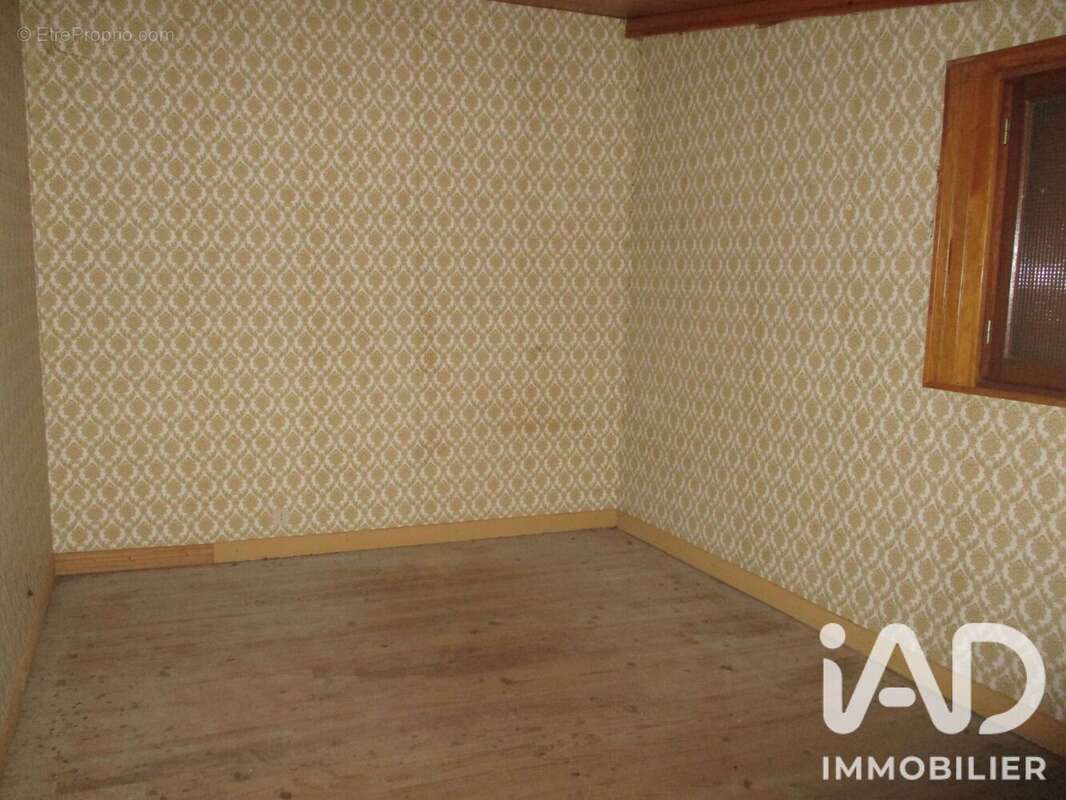 Maison 60 m² à Prat-Bonrepaux  - photo 7