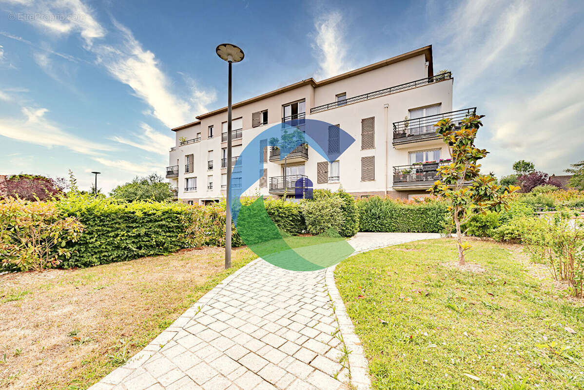 Appartement à EPINAY-SUR-ORGE