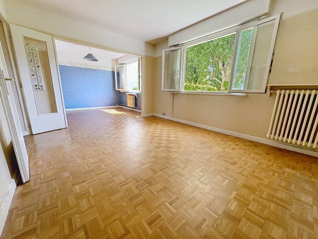 Appartement à GARCHES