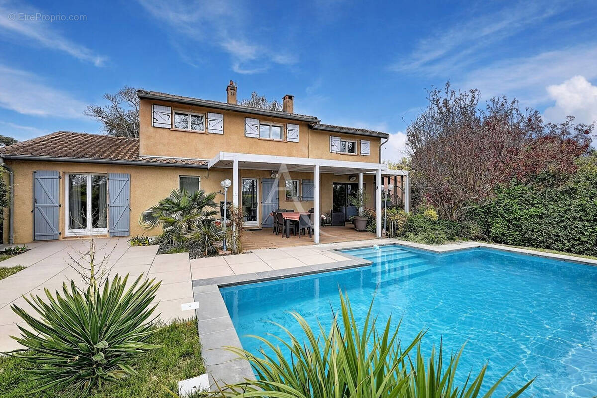 Maison à FENOUILLET