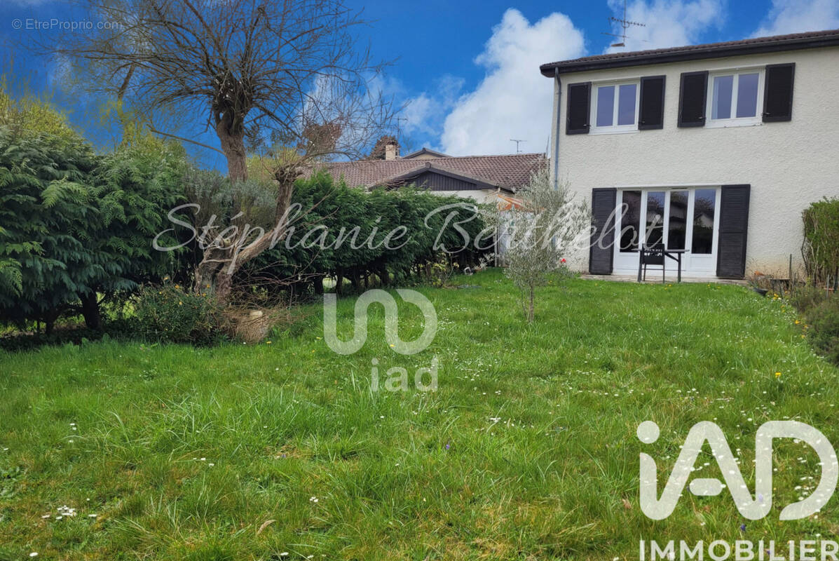 Photo 1 - Maison à CLAYE-SOUILLY