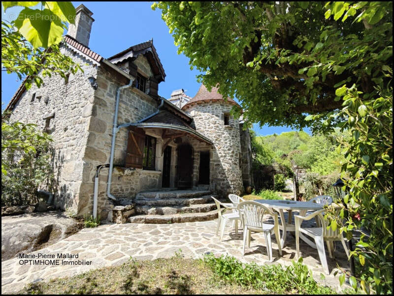 Maison familiale + dépendances à Saint Eloi en Creuse - photo 64