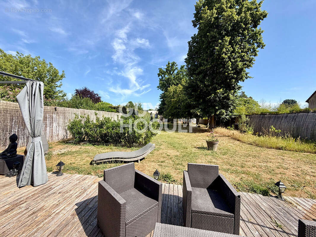 Maison  4 pièce(s)  124 m2 sur une parcelle de 1290 m² - photo 2