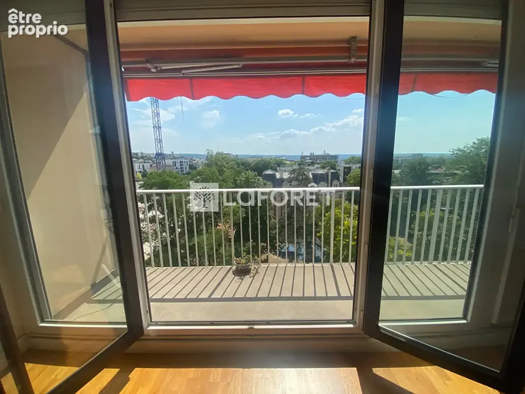 Grand studio balcon - tres bon dpe - cave - futur metro 15 - photo 5