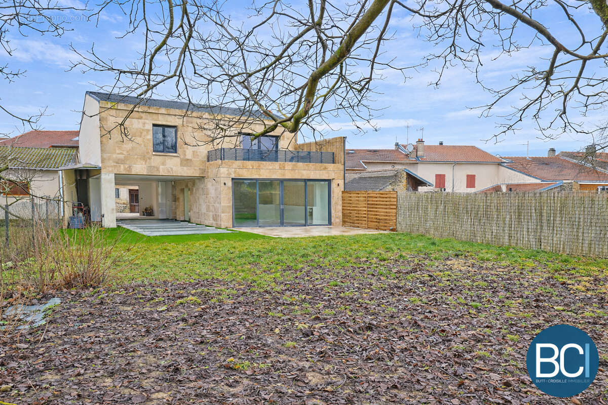 Maison à HARAUCOURT