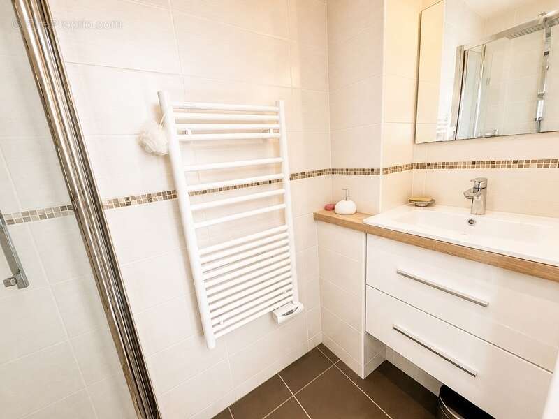 GOUESNOU – Maison familiale 5 chambres avec jardin paysager – Emplacement recherché - photo 9