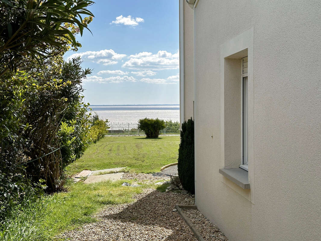 Maison à BARZAN