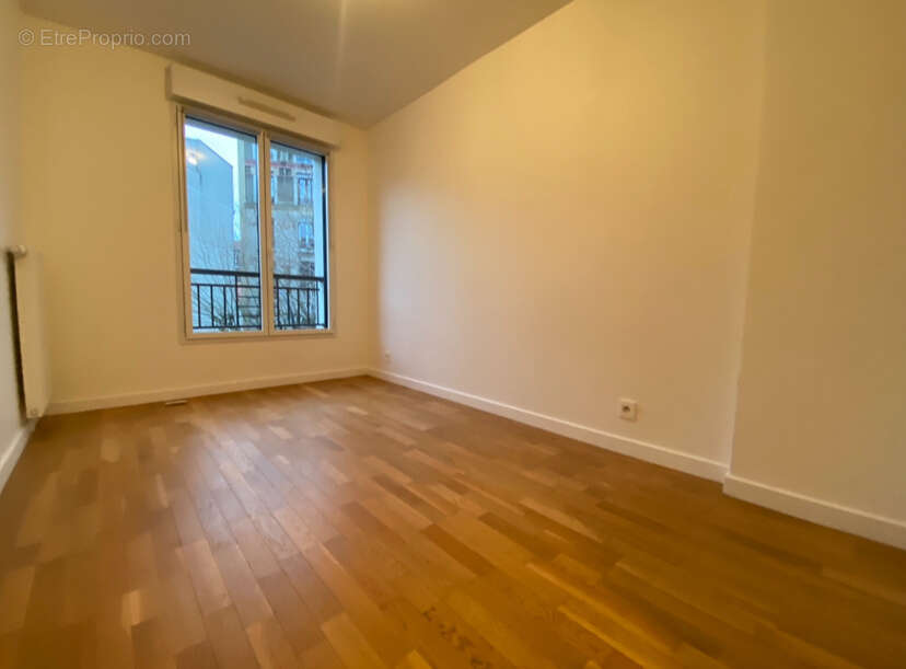 Appartement à SURESNES