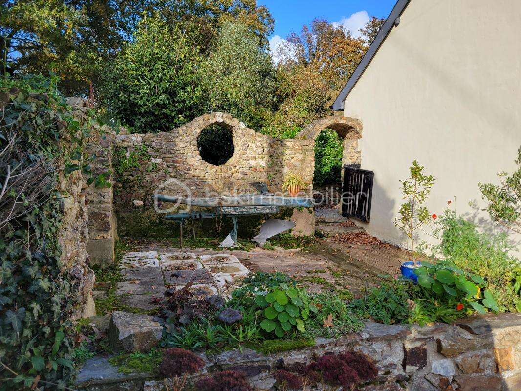 Maison à HEMONSTOIR