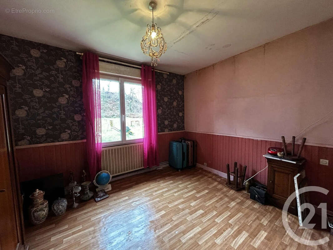 Maison 106 m² à Chamadelle  - photo 6