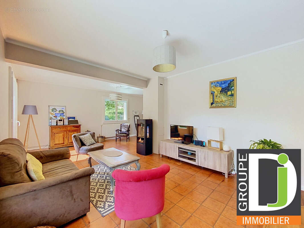 Maison 130 m² à Monteleger  - photo 2