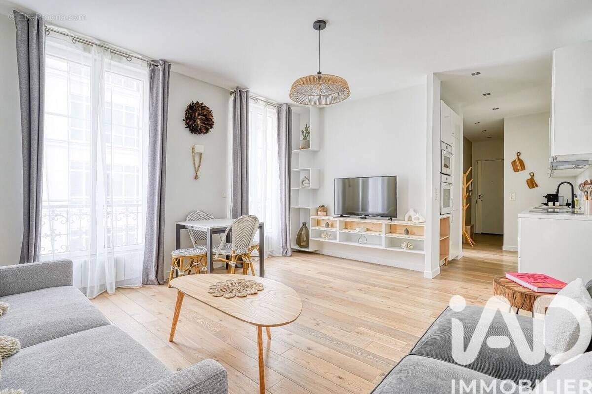 Photo 1 - Appartement à PARIS-16E