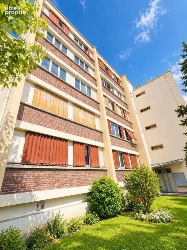 Appartement à COLOMBES