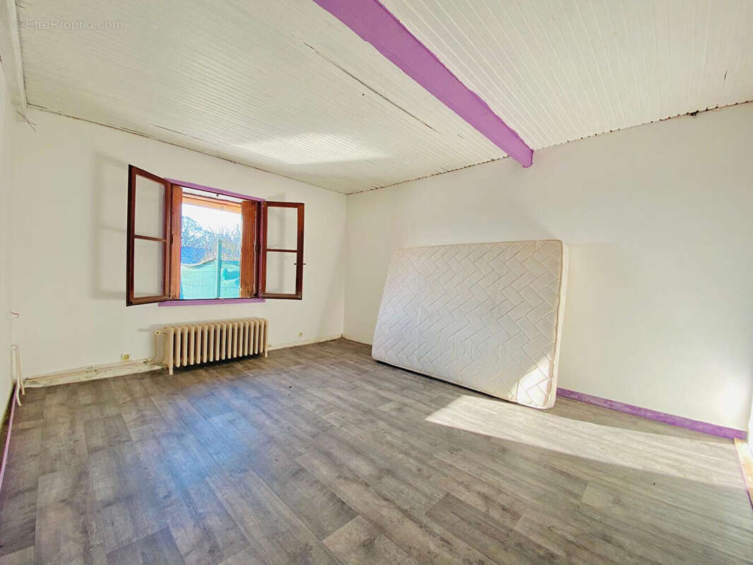 Maison à LE MESNIL-EN-THELLE