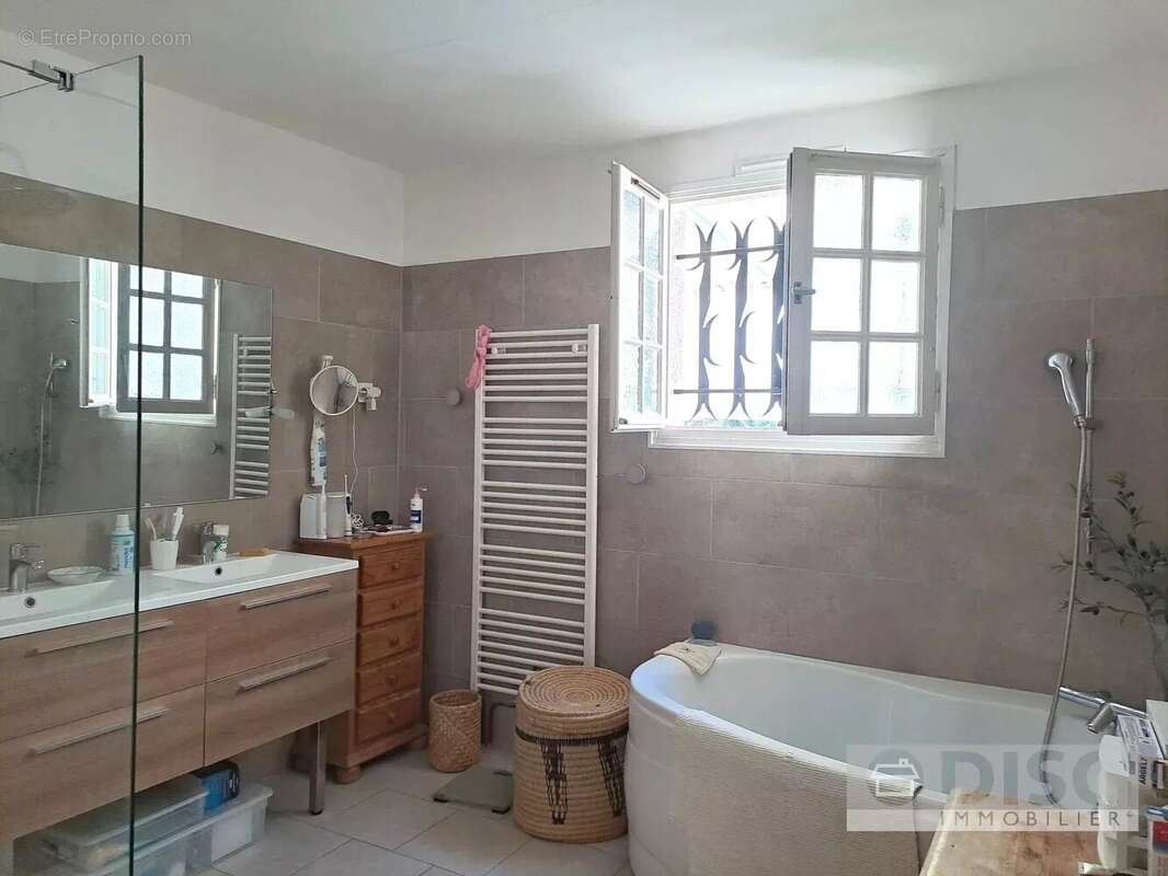 Maison à NEZIGNAN-L'EVEQUE