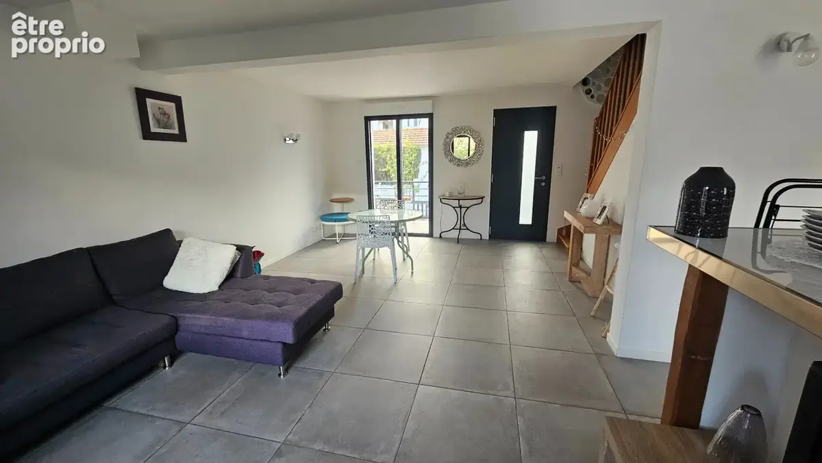 Maison  6 pièce(s) 128 m2  quartier MAROC - photo 2