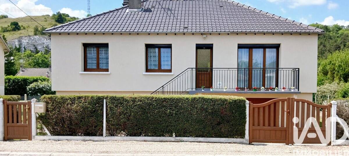 Photo 1 - Maison à ANET