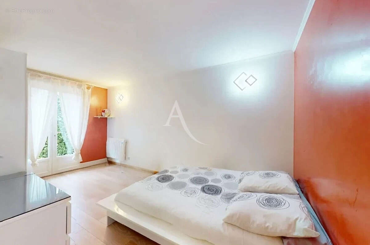 Maison à PONTAULT-COMBAULT