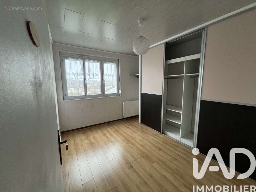 Photo 4 - Appartement à LONS-LE-SAUNIER