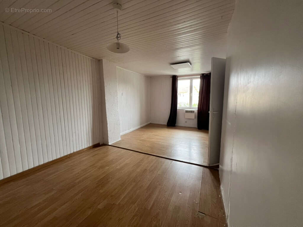 Maison à SAINT-PRIEST