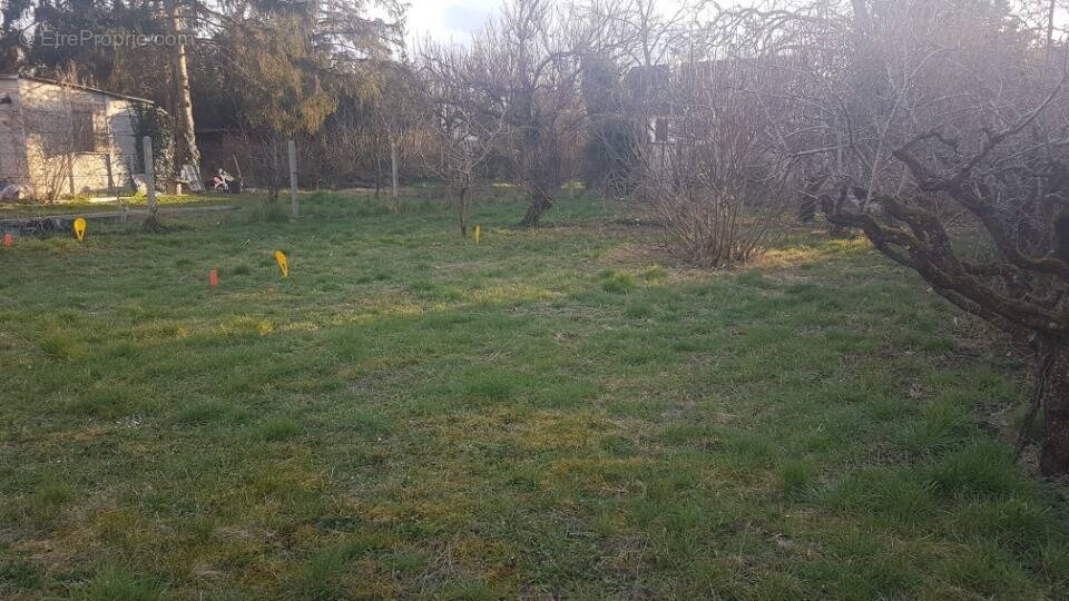 Terrain à VERNOUILLET