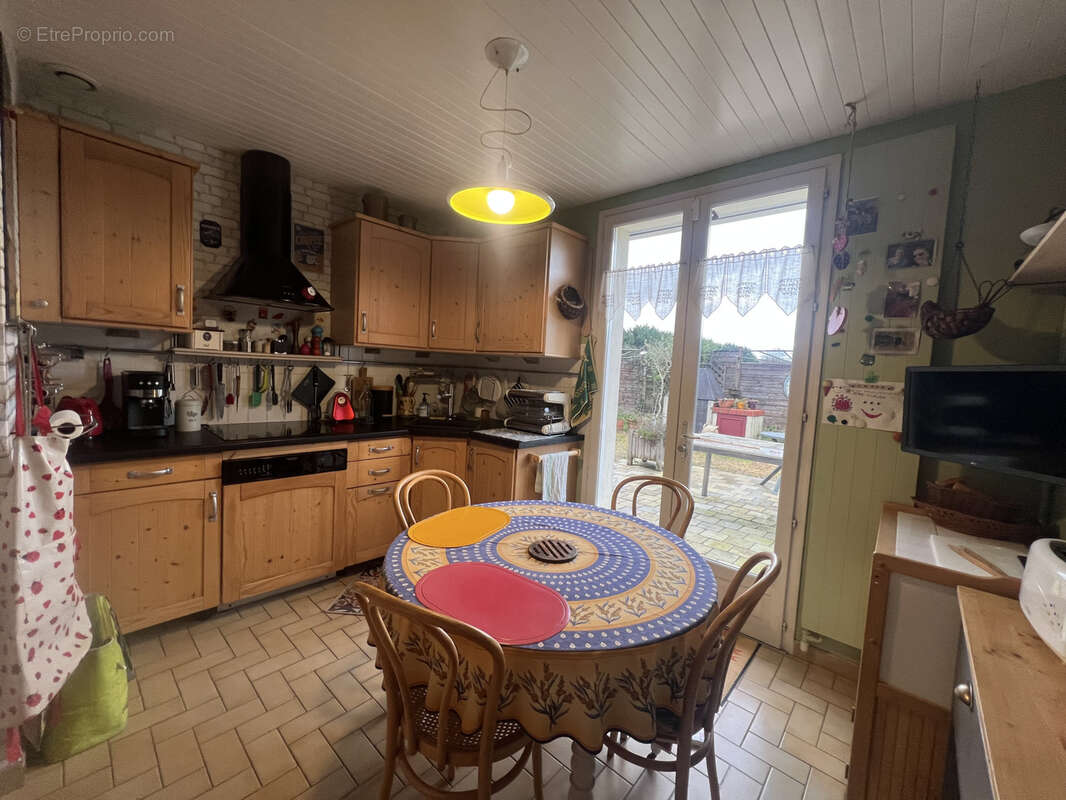 Maison à CLERE-LES-PINS