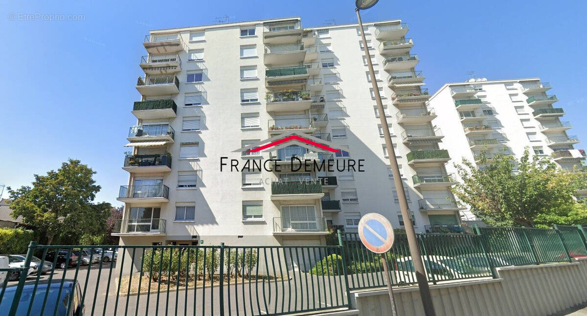 Appartement à LE BOURGET