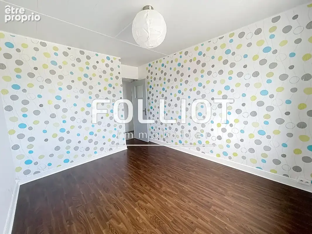 Appartement Fougeres 3 pièce(s) 72.45 m2 - photo 6