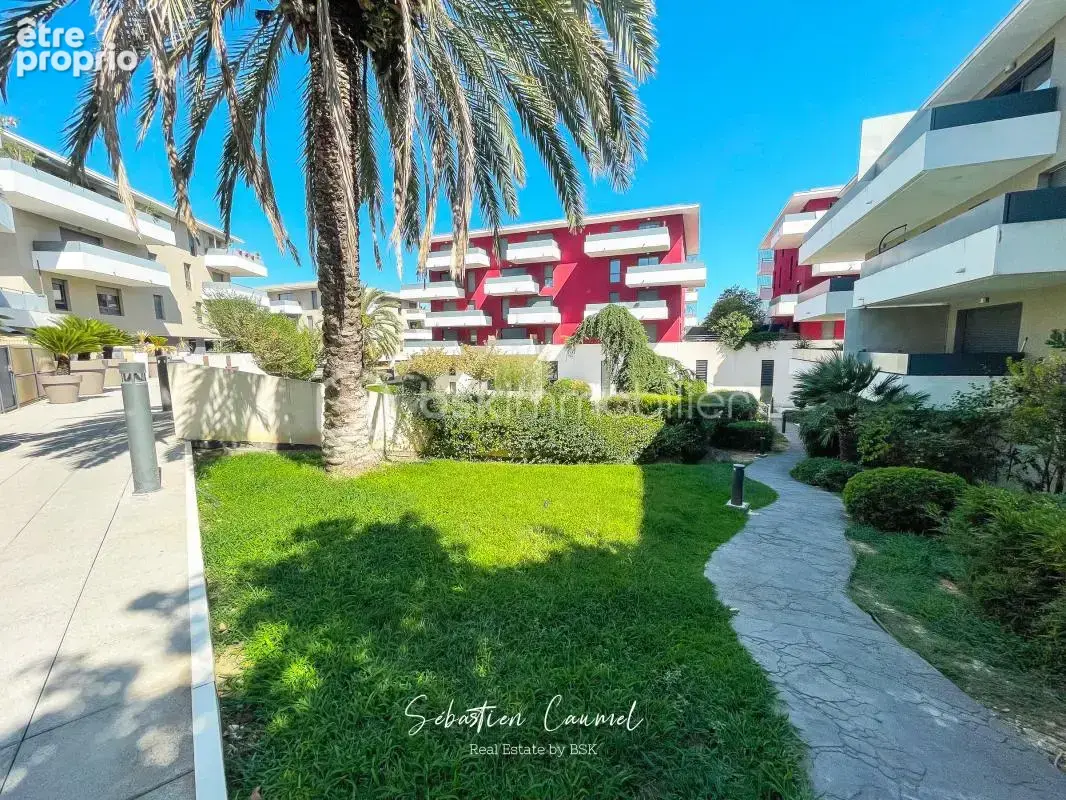 Juvignac - T3 dernier étage avec terrasse 13 m², vue dégagée, piscine et parking - photo 19