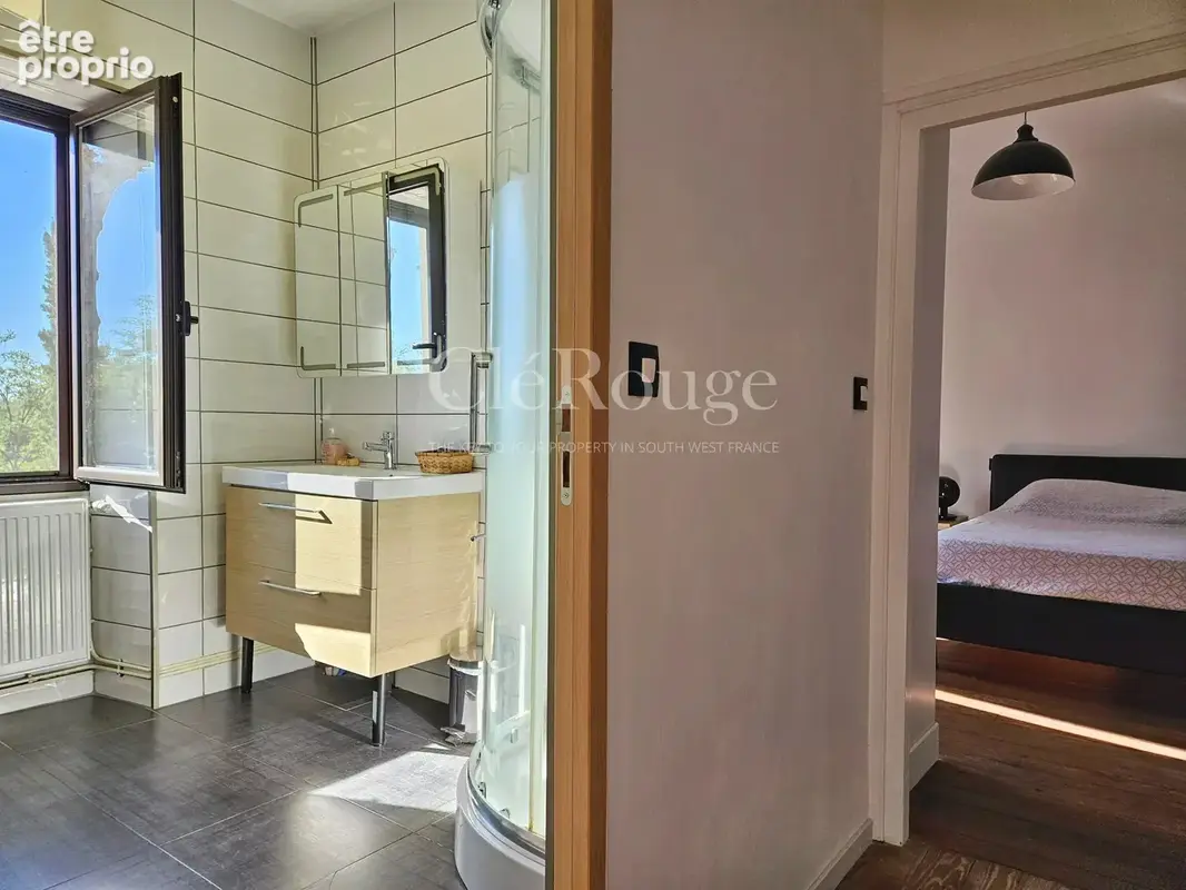 Proche de Monségur - Propriété de caractère en position privée, avec 4 chambres et piscine - photo 16