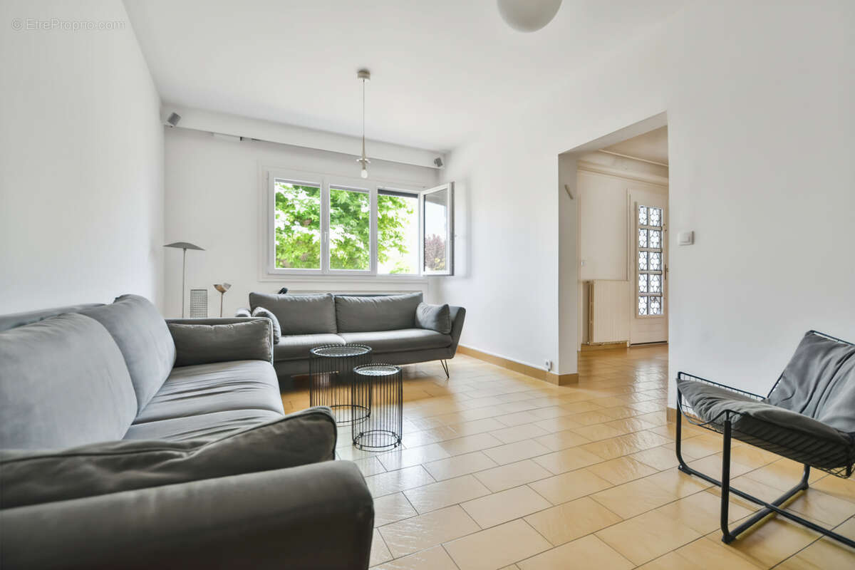 Maison à VILLEURBANNE