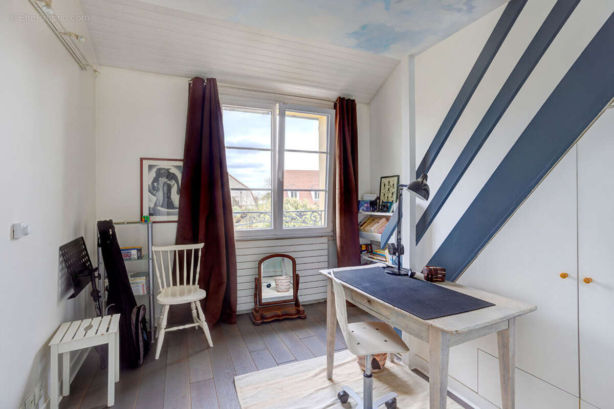 Maison 6 pièces de plain pied sur son jardin - photo 8