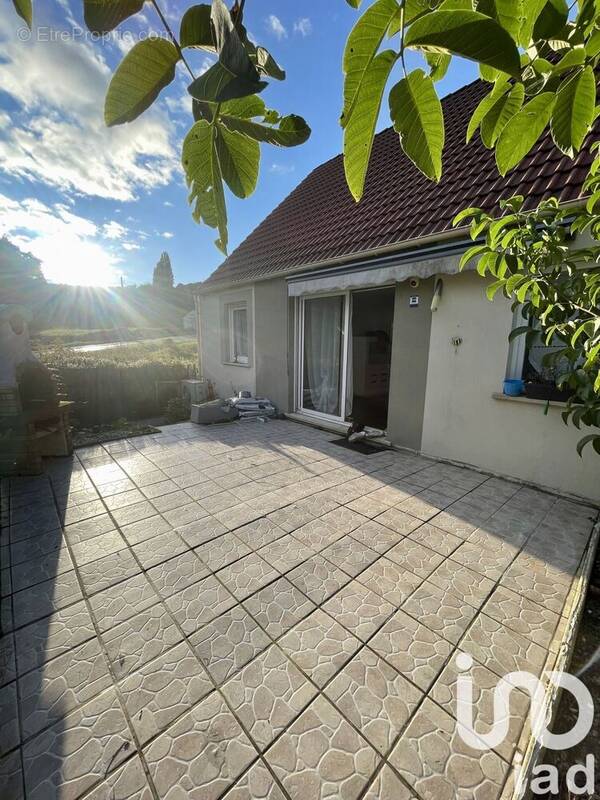 Photo 1 - Maison à CONNIGIS