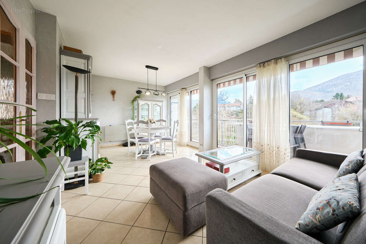 Appartement à ANNECY-LE-VIEUX