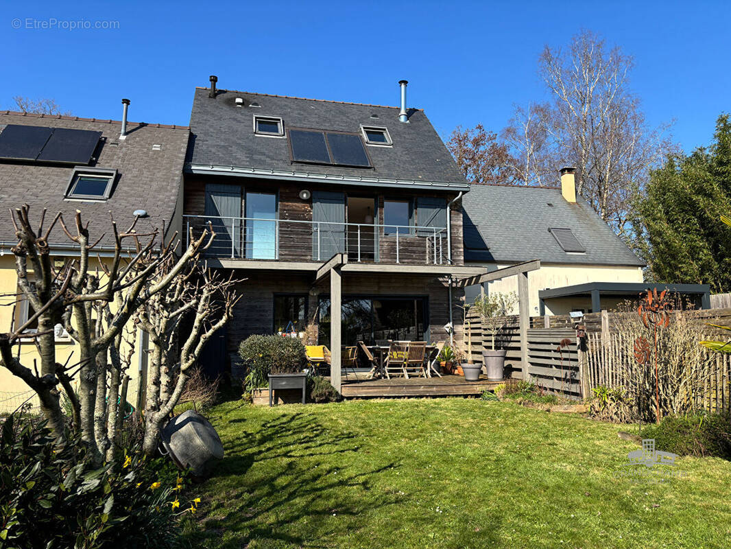 Maison à TREILLIERES