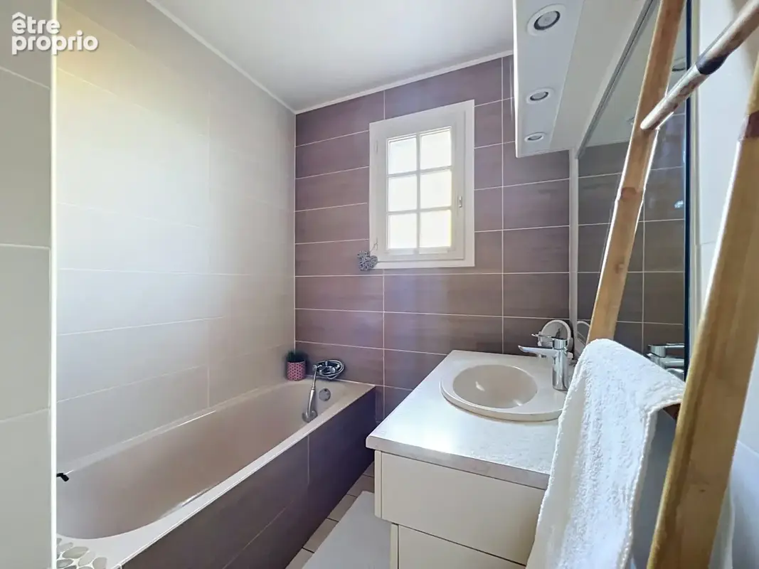 Maison 6 pièces 106 m² à vendre à La Chaussee-Saint-Victor (41260) - photo 7