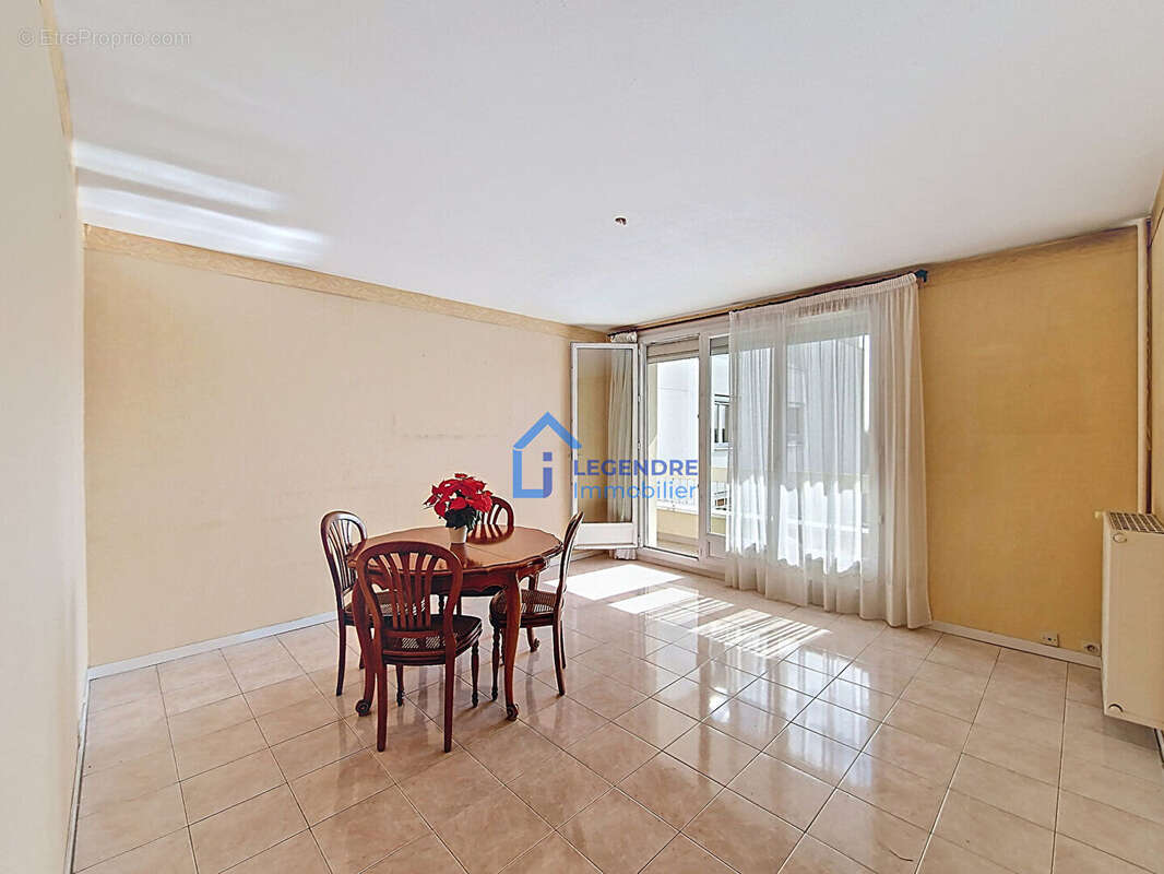 Appartement à ERMONT