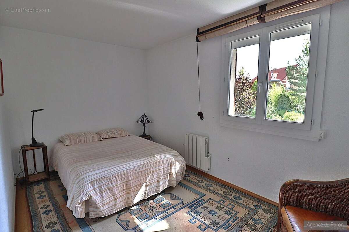 Maison à VERRIERES-LE-BUISSON