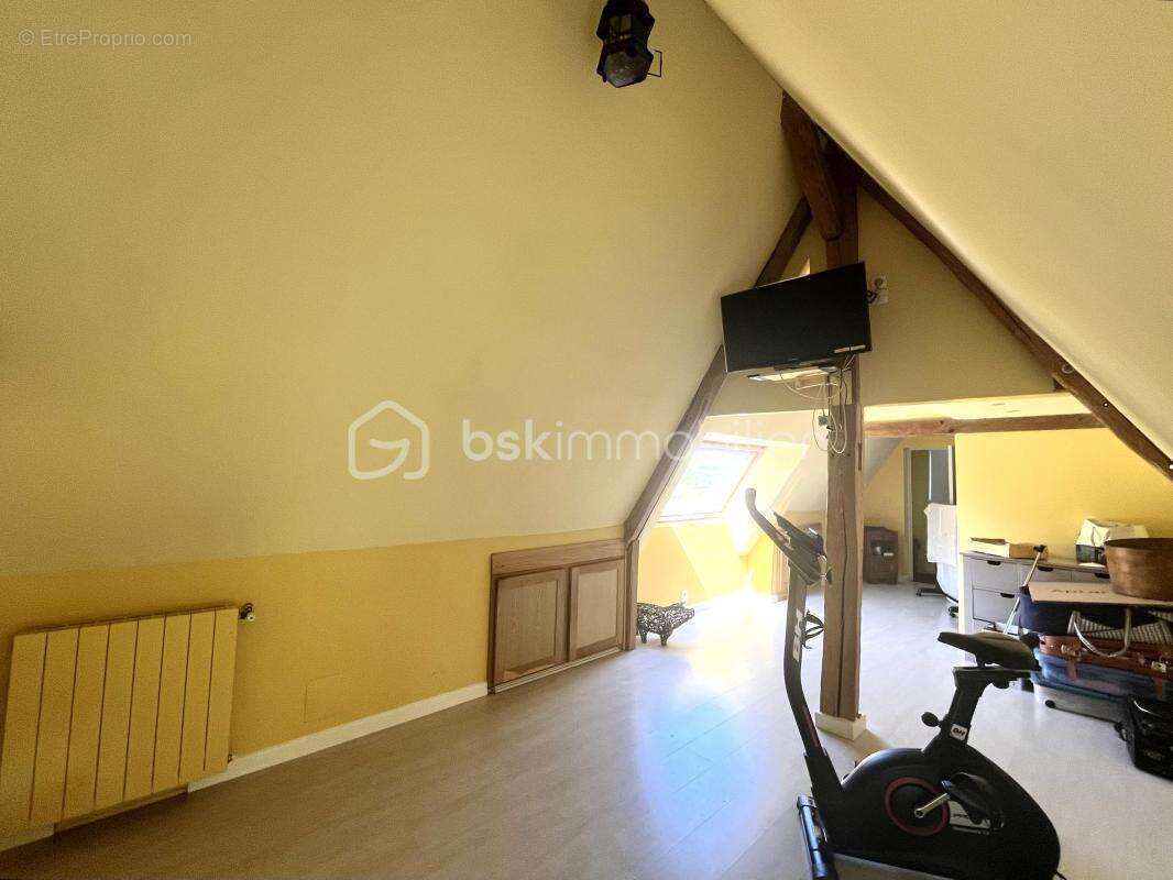 Maison à SAINT-PIERRE-DES-FLEURS