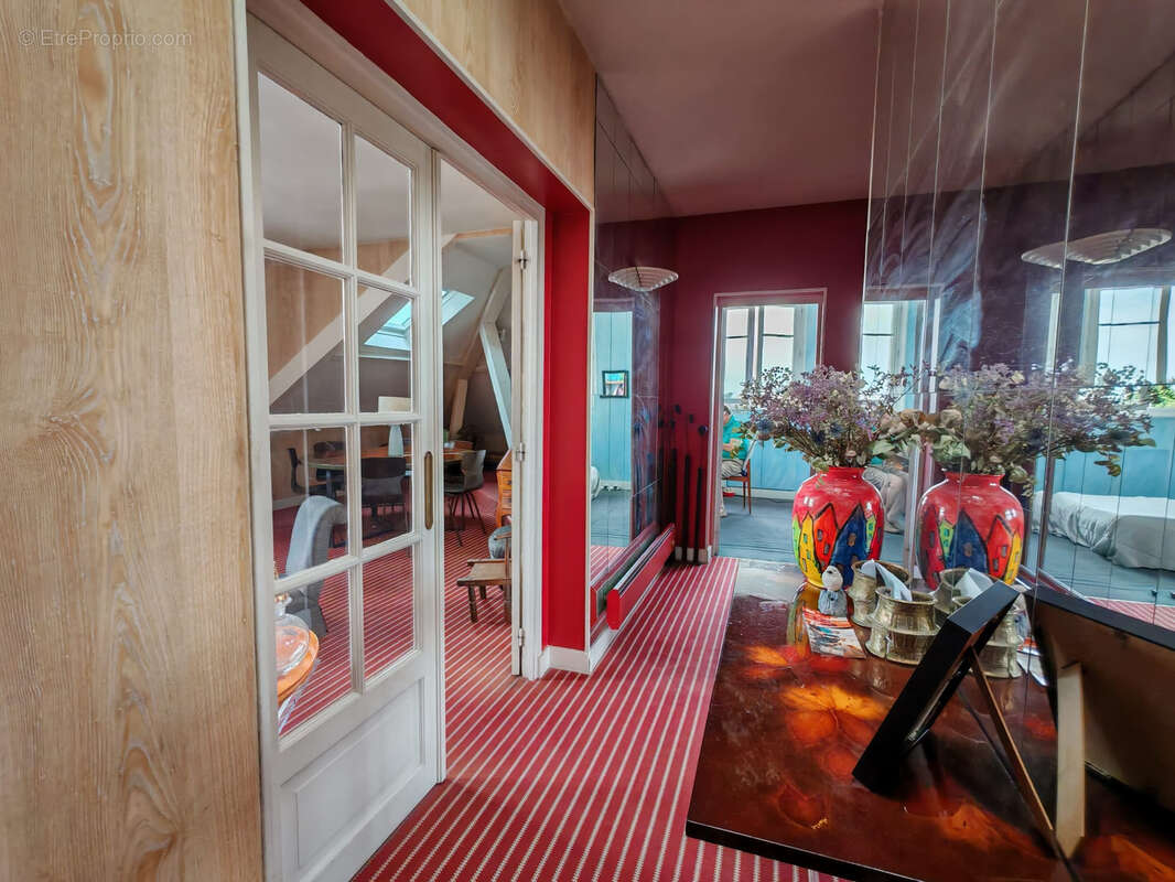 Appartement à VERSAILLES