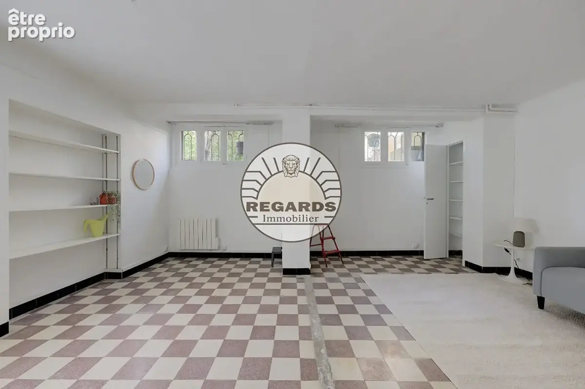 Photo Commerce à Sceaux au prix de 60 000€