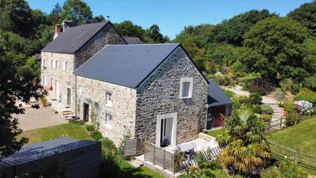 Maison à SORTOSVILLE-EN-BEAUMONT