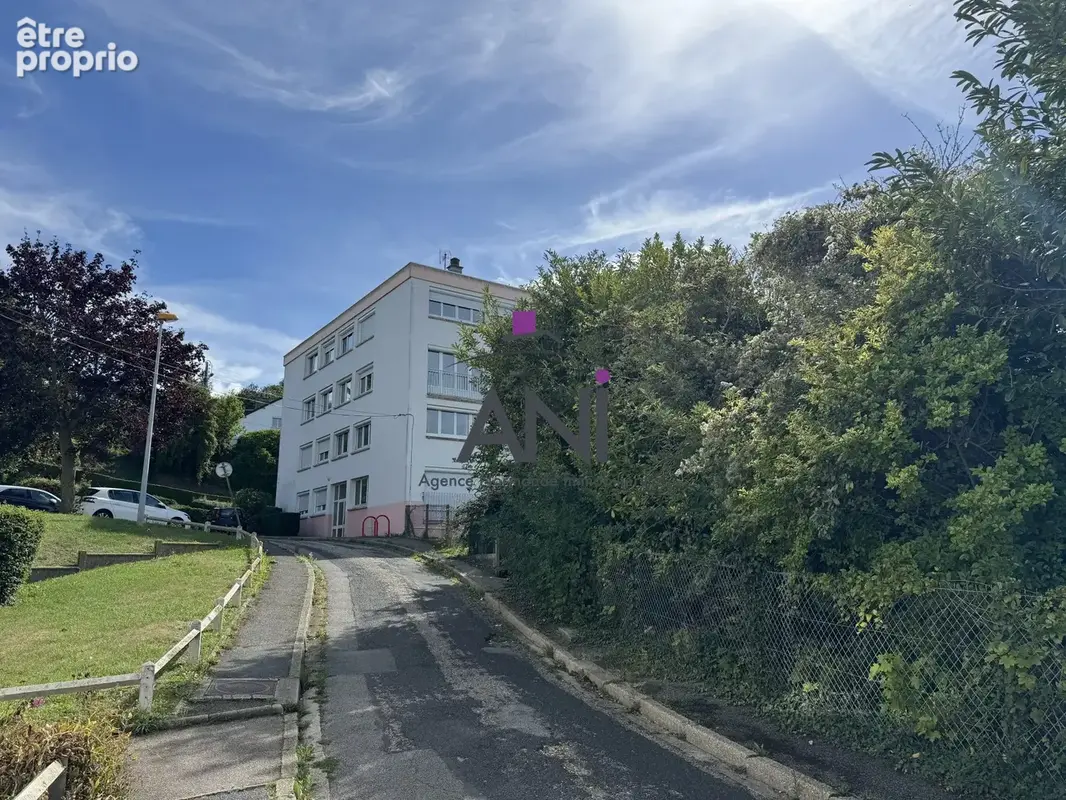 Appartement à GREGES