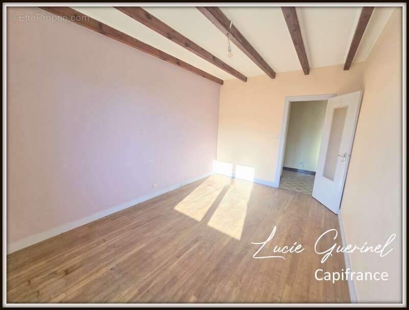 Maison à ROUGE