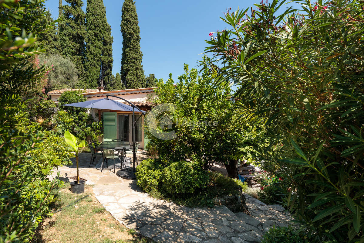 Maison à LE BAR-SUR-LOUP