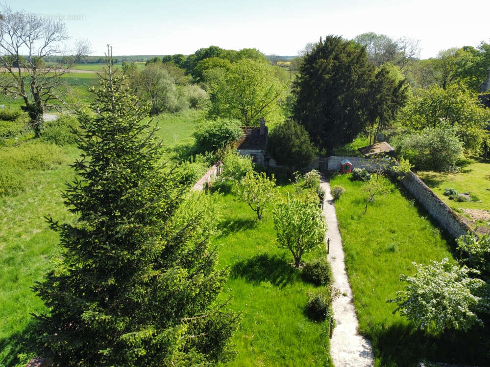 Maison à SAINT-ELIPH