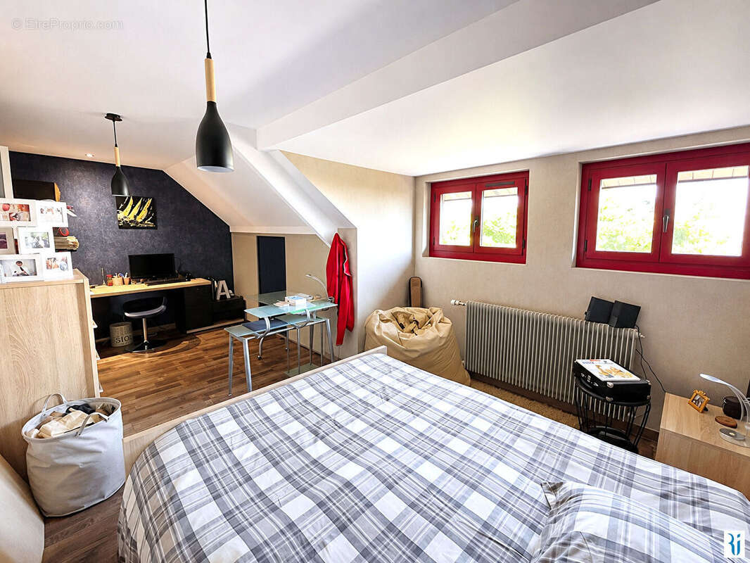 Maison 142 m² à Bonsecours  - photo 11