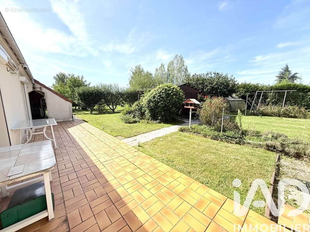 Photo 8 - Maison à YEVRES